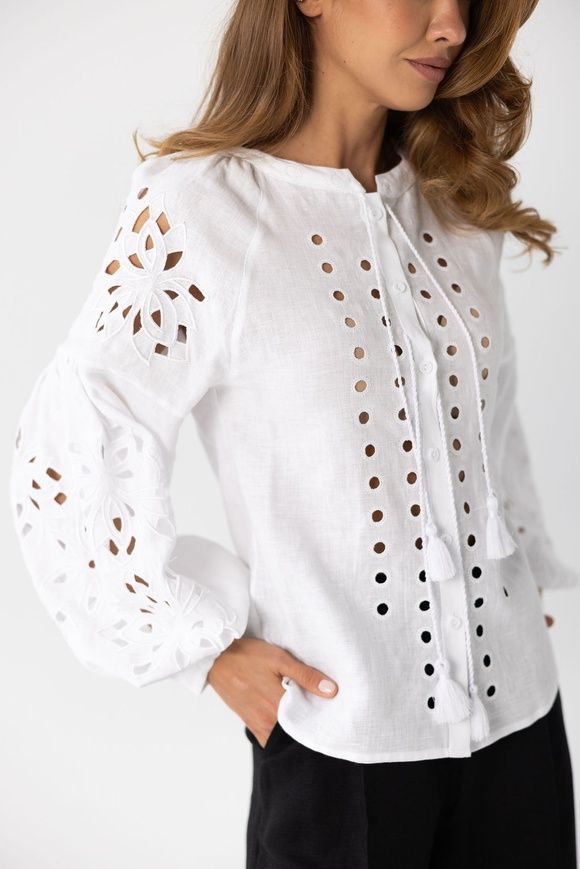 White shirt with embroidered cuts, xs-s