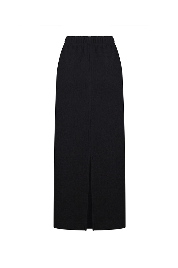 Midi skirt with a slit