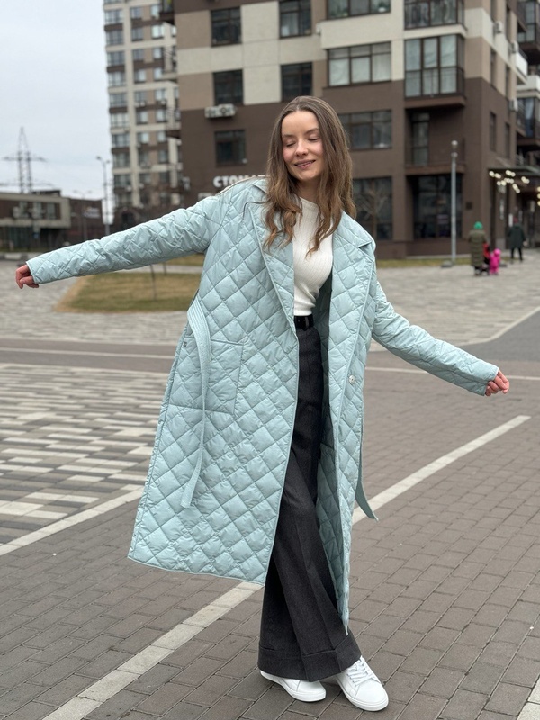 Demi-season coat, mint color