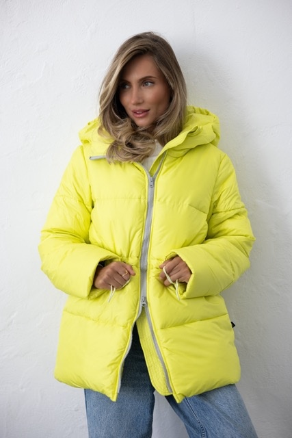 Medium length lemon-yellow down jacket