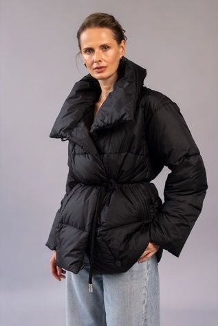 Куртка стеганная черная с объемным воротником и поясом, XS-S OW0123 фото